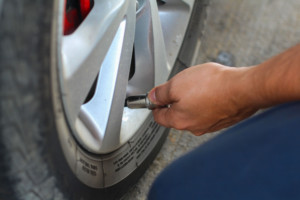 Revisión de llantas, Servicentro San Isidro Revisión de llantas, Servicentro San Isidro