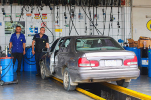 Taller mecánico, Servicentro San Isidro Taller mecánico, Servicentro San Isidro