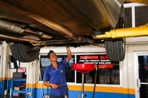 Taller mecánico, Servicentro San Isidro Taller mecánico, Servicentro San Isidro