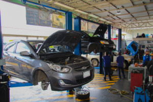 Taller mecánico, Servicentro San Isidro Taller mecánico, Servicentro San Isidro